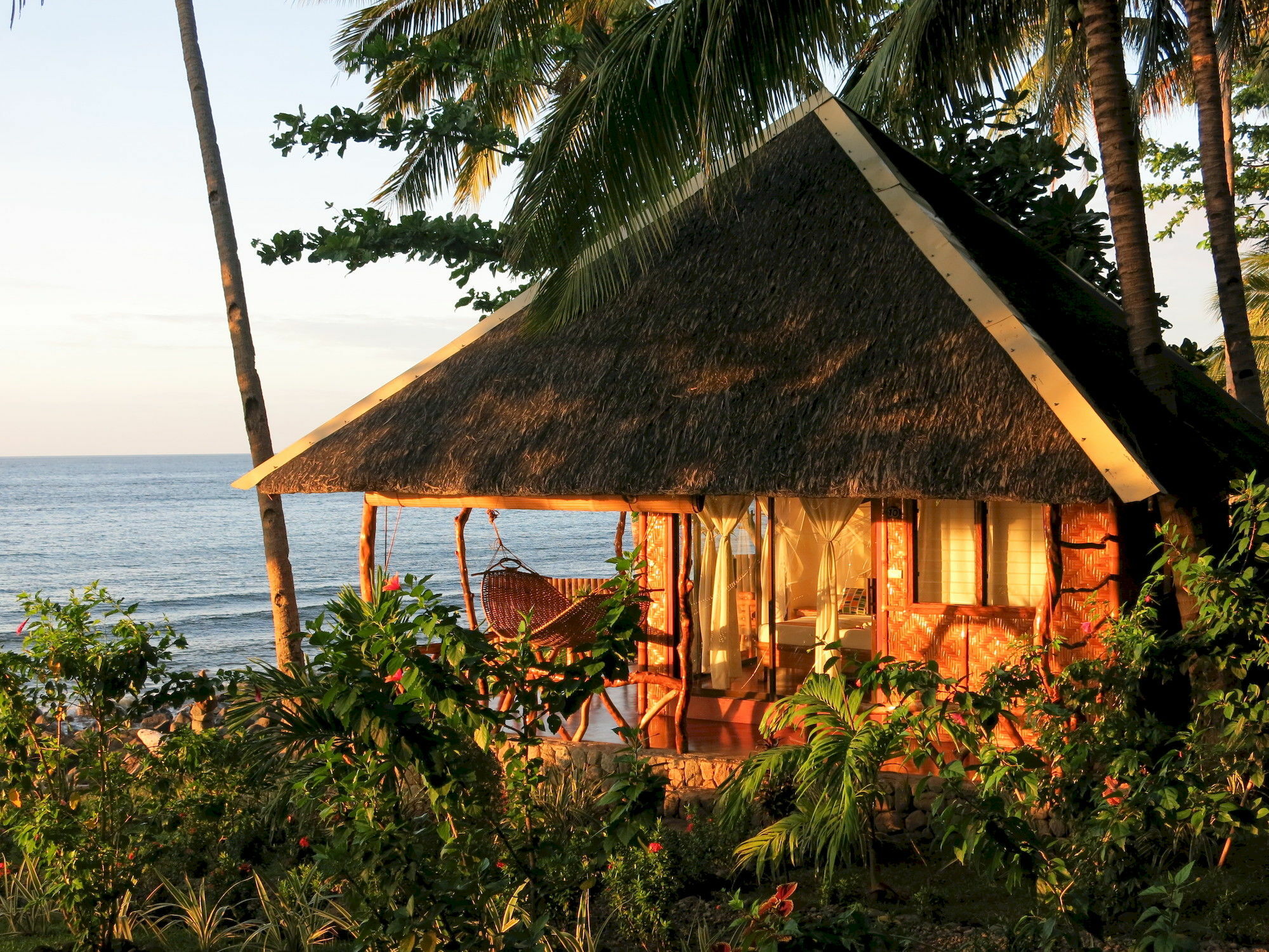 Camiguin Volcan Beach Eco Retreat & Dive Resort Mambajao Kültér fotó
